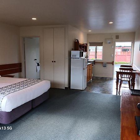 Anatoki Lodge Motel Takaka Eksteriør billede