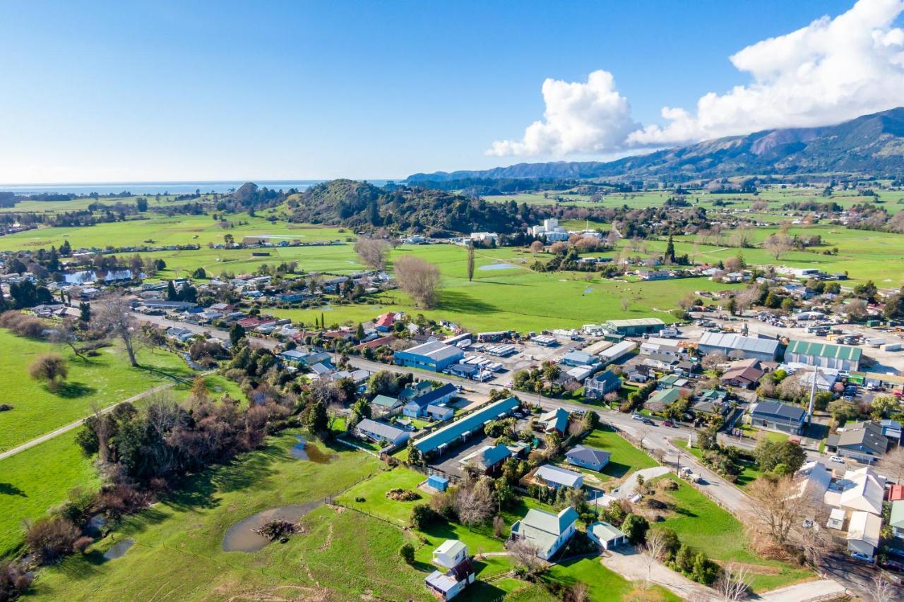 Anatoki Lodge Motel Takaka Eksteriør billede