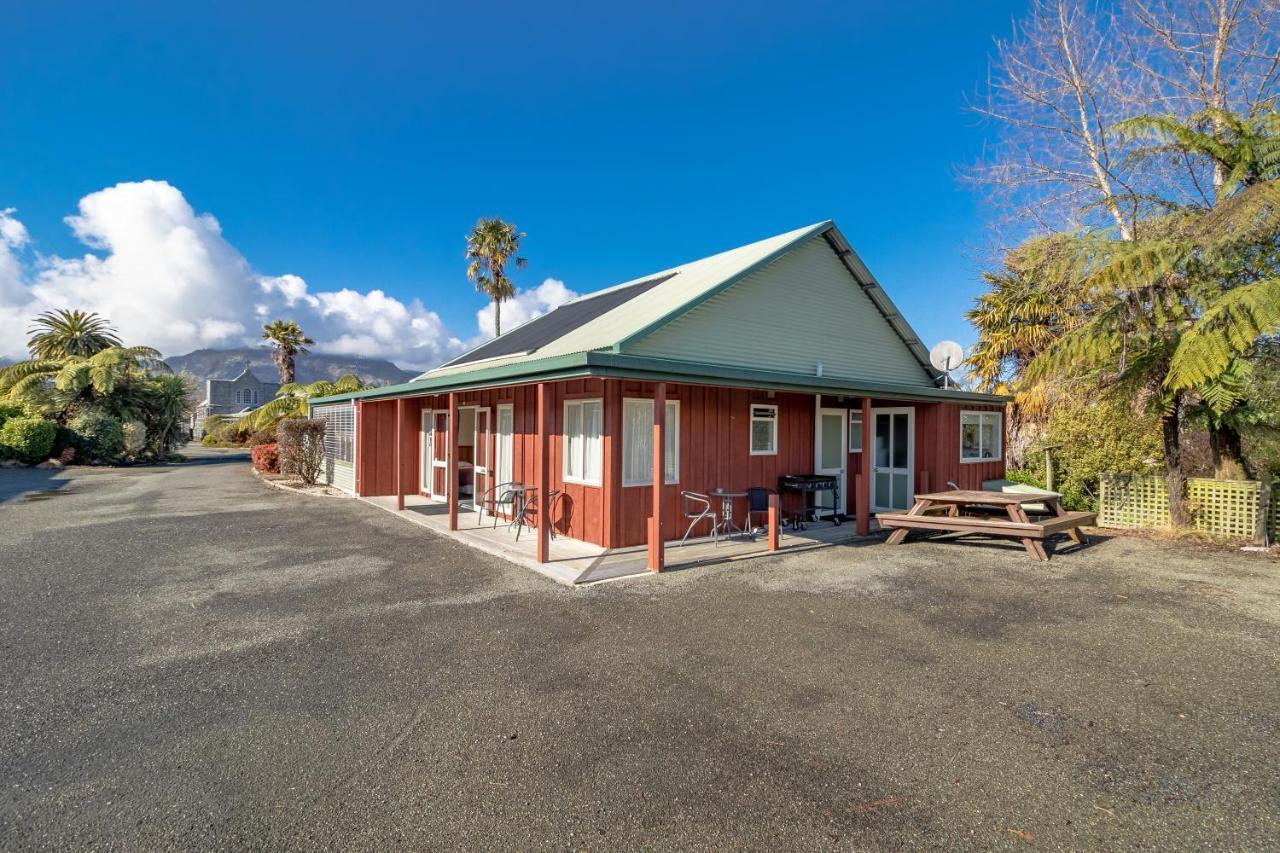 Anatoki Lodge Motel Takaka Eksteriør billede