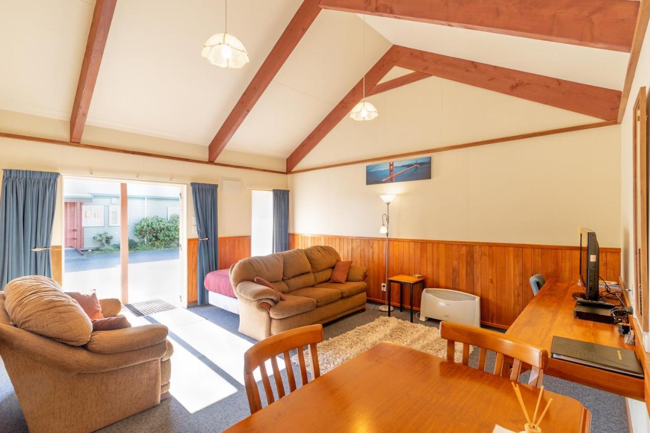 Anatoki Lodge Motel Takaka Eksteriør billede