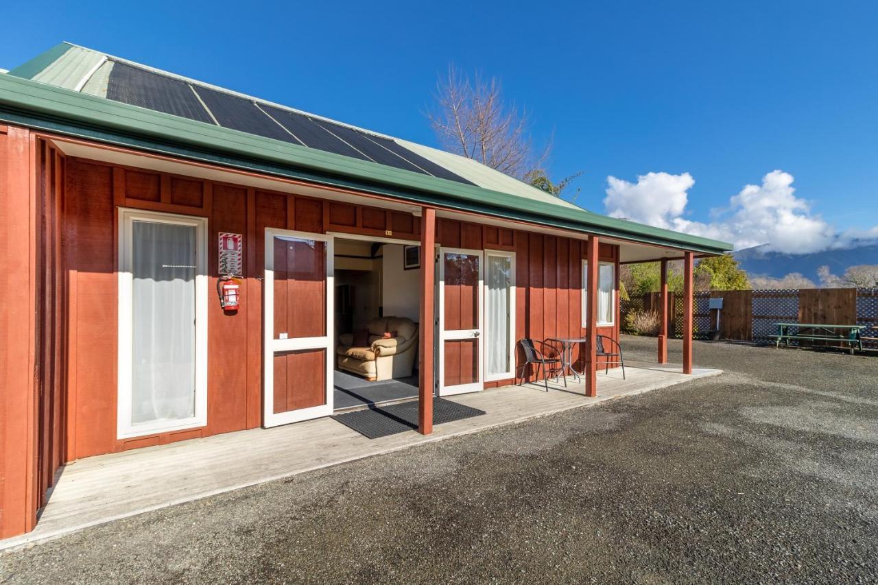 Anatoki Lodge Motel Takaka Eksteriør billede