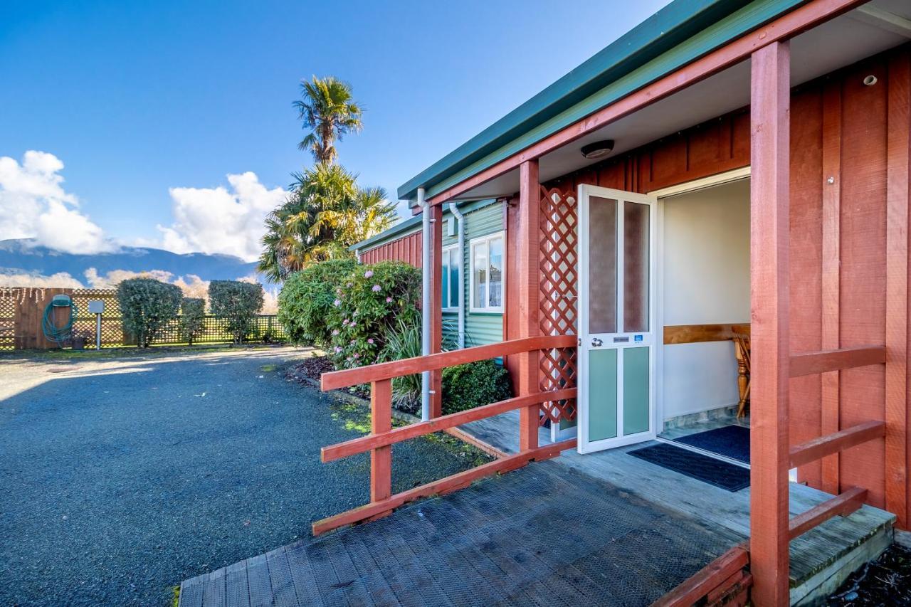 Anatoki Lodge Motel Takaka Eksteriør billede