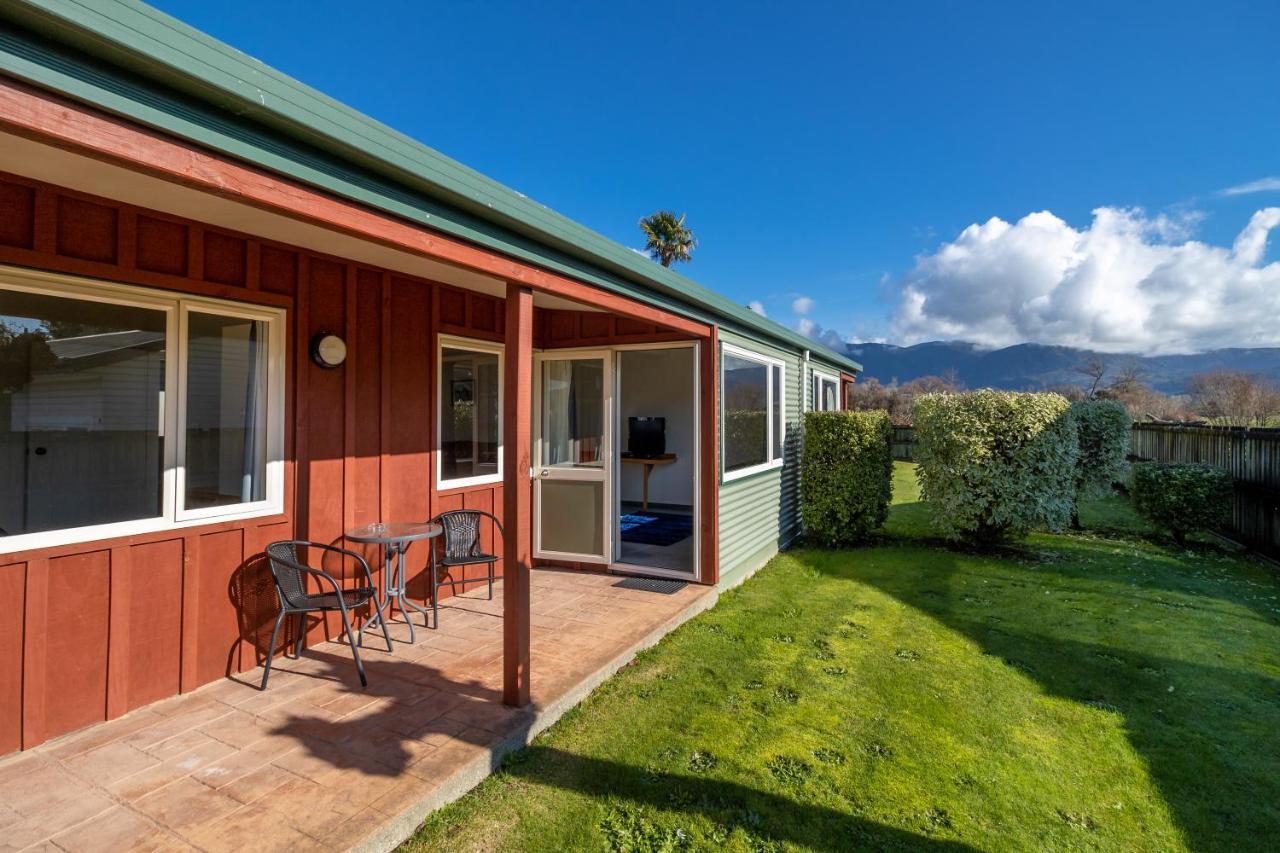 Anatoki Lodge Motel Takaka Eksteriør billede