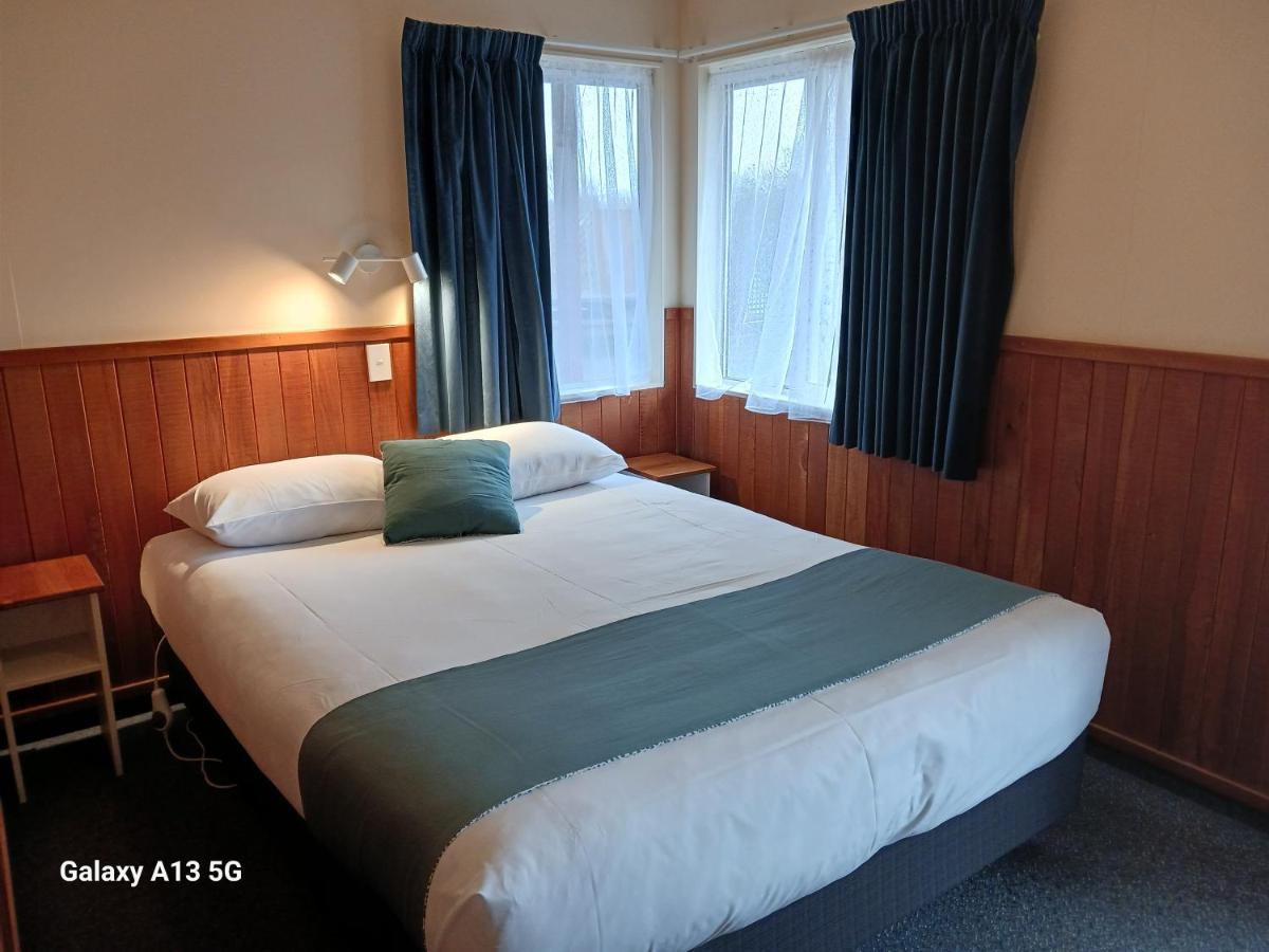 Anatoki Lodge Motel Takaka Eksteriør billede