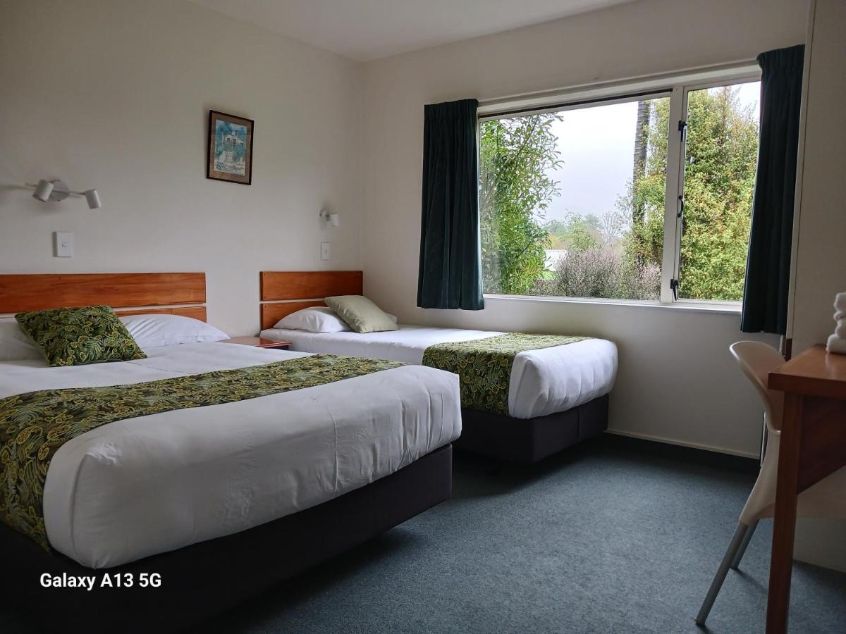Anatoki Lodge Motel Takaka Eksteriør billede