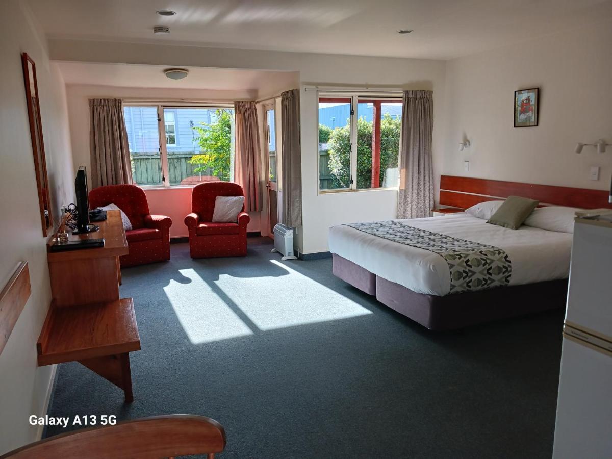 Anatoki Lodge Motel Takaka Eksteriør billede