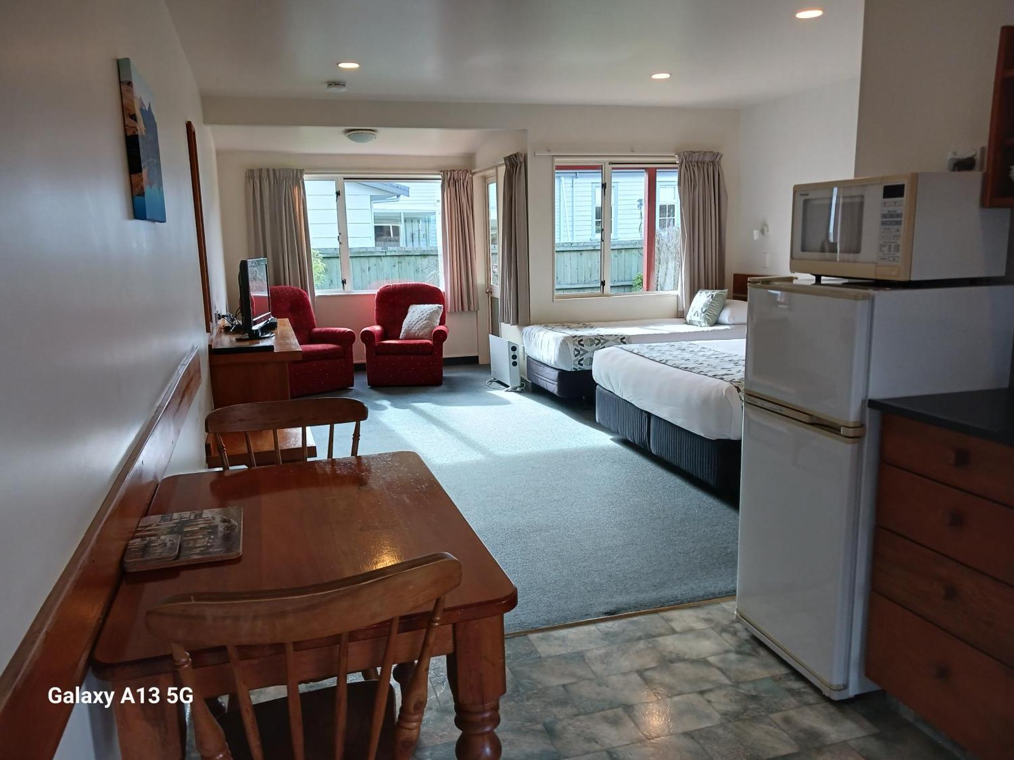 Anatoki Lodge Motel Takaka Eksteriør billede
